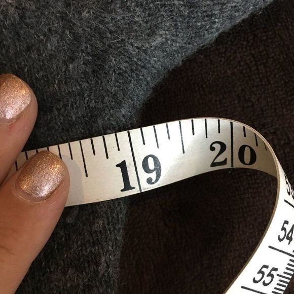 Lambswool Angora mix Cardigan Sweater - Picture 8 of 8